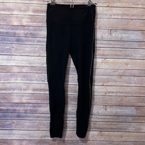 LYSSE Ponte Knit Black Leggings Full zip legs Size Small